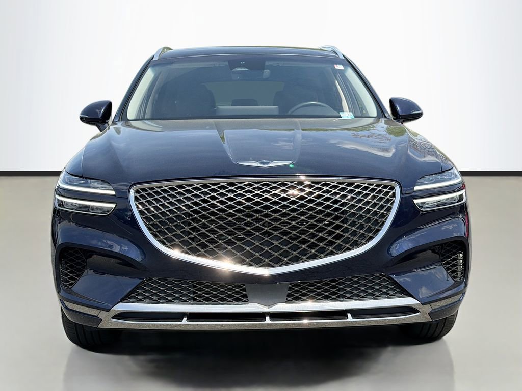 Used 2025 Genesis GV70 2.5T image 3