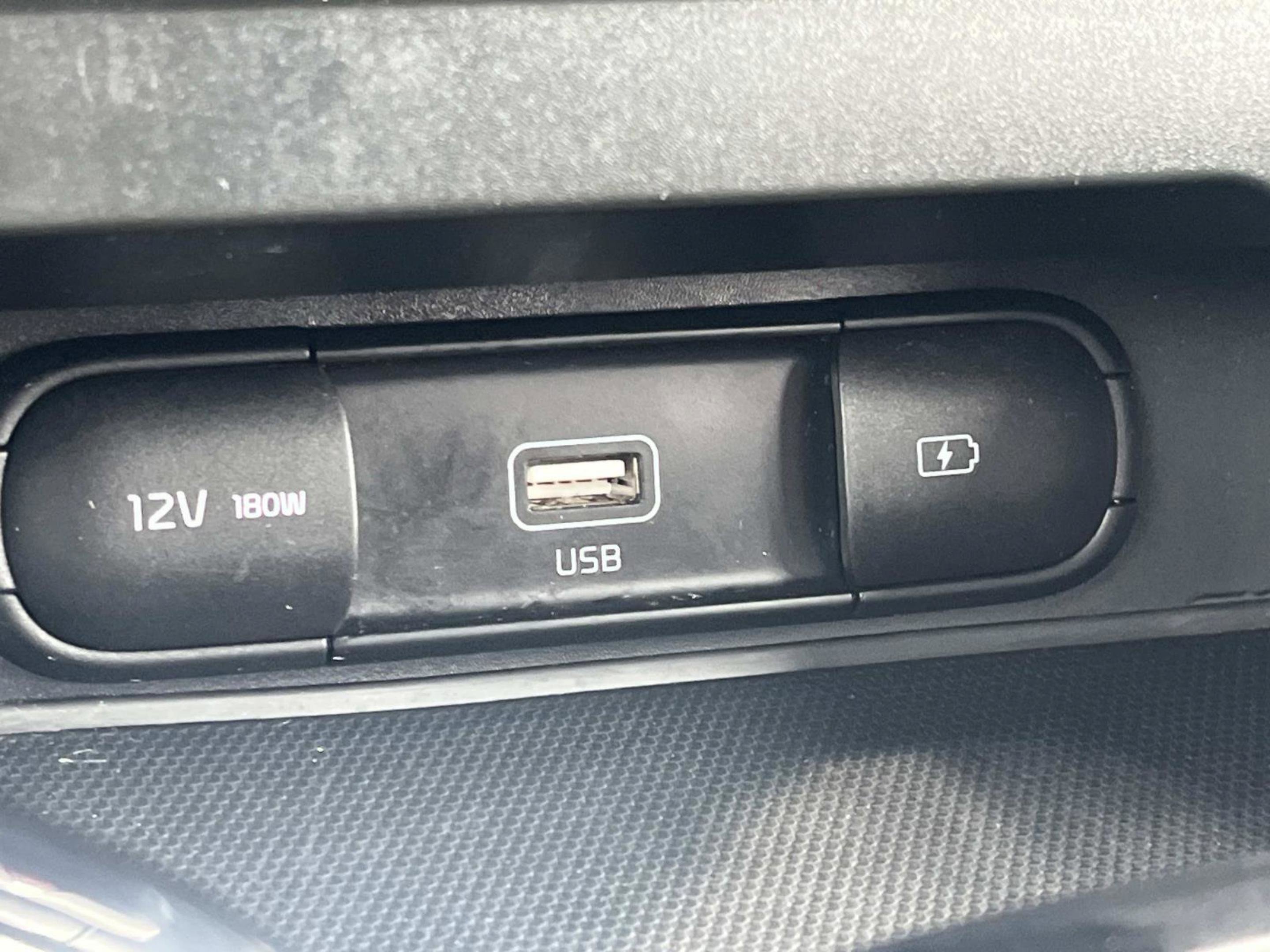 Used 2022 Kia Soul GT-Line FWD image 29