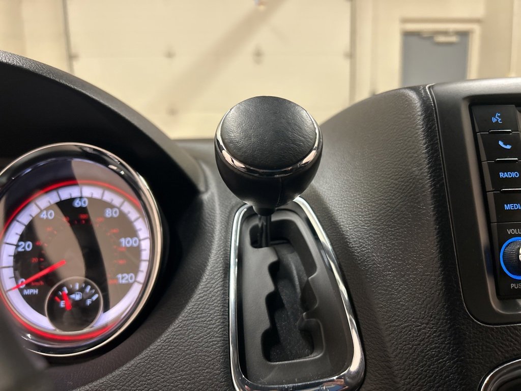 Used 2016 Dodge Grand Caravan SXT image 23