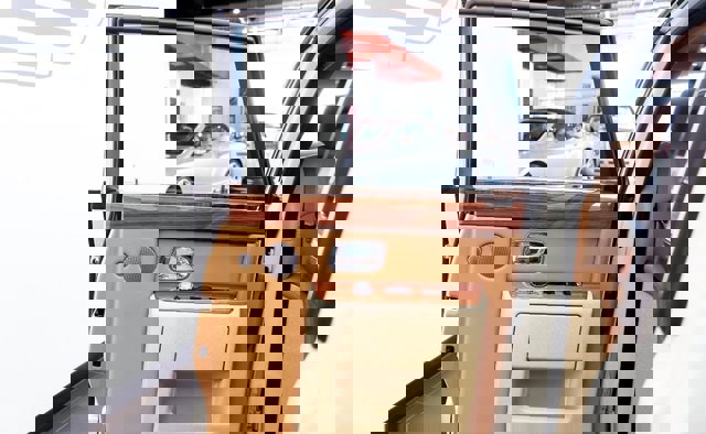 Used 2010 Rolls-Royce Phantom Sedan image 31