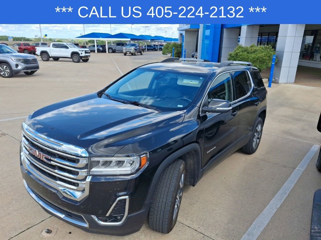 Used 2023 GMC Acadia SLT image 2