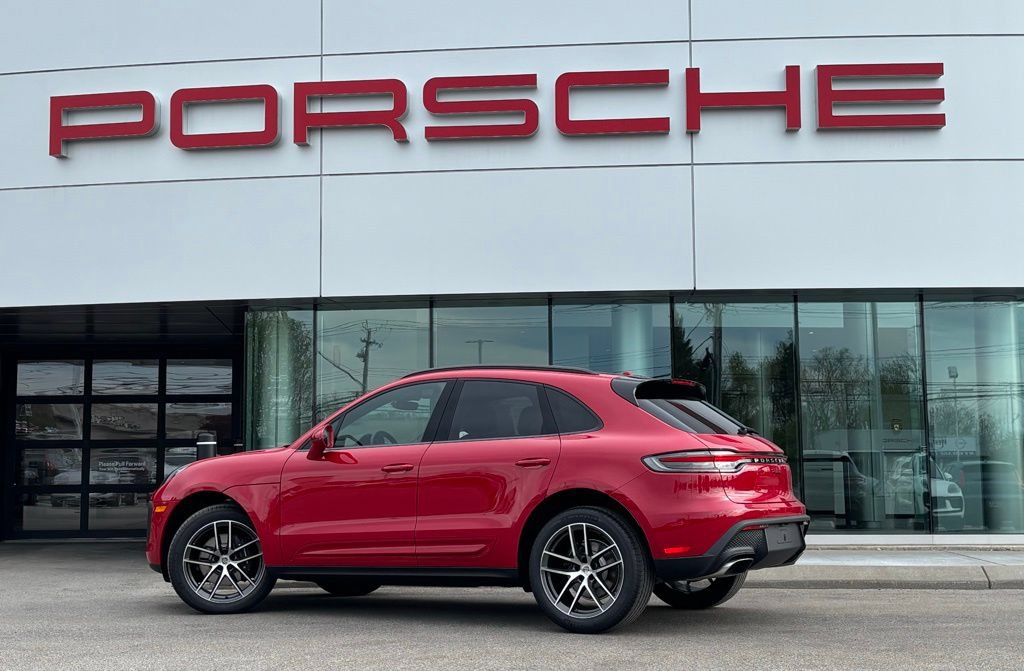 New 2026 Porsche Macan AWD/4WD image 3