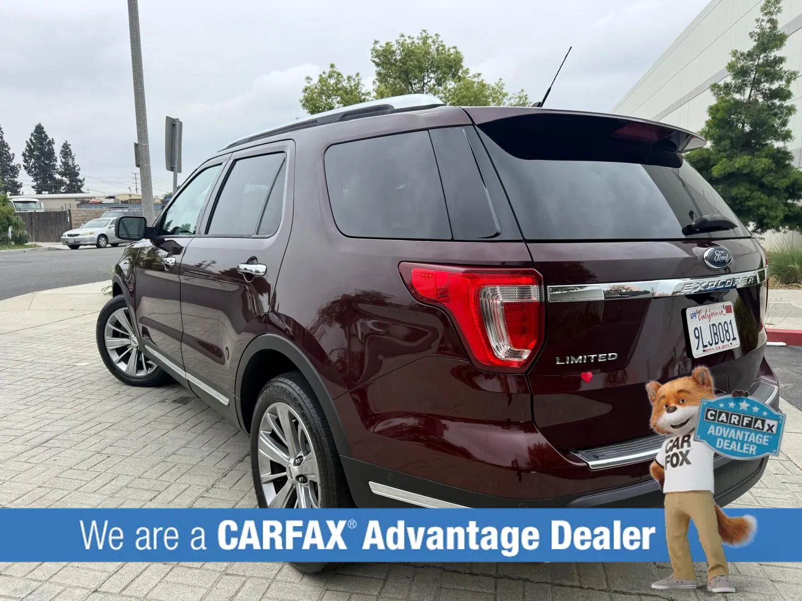 Used 2018 Ford Explorer Limited w/ Equipment Group 301A FWD image 12