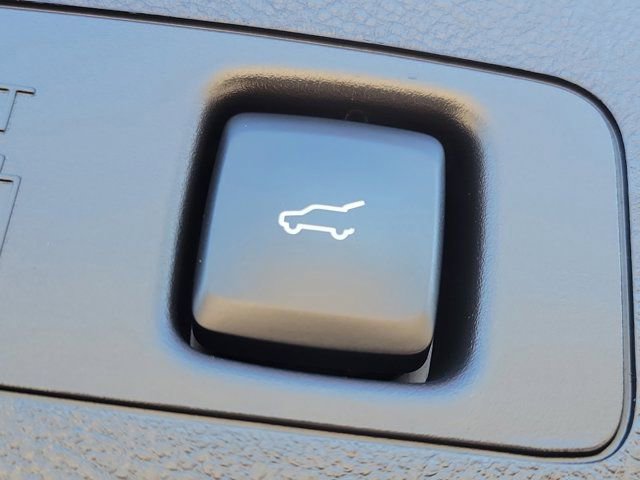 Certified 2025 Lincoln Corsair FWD image 13