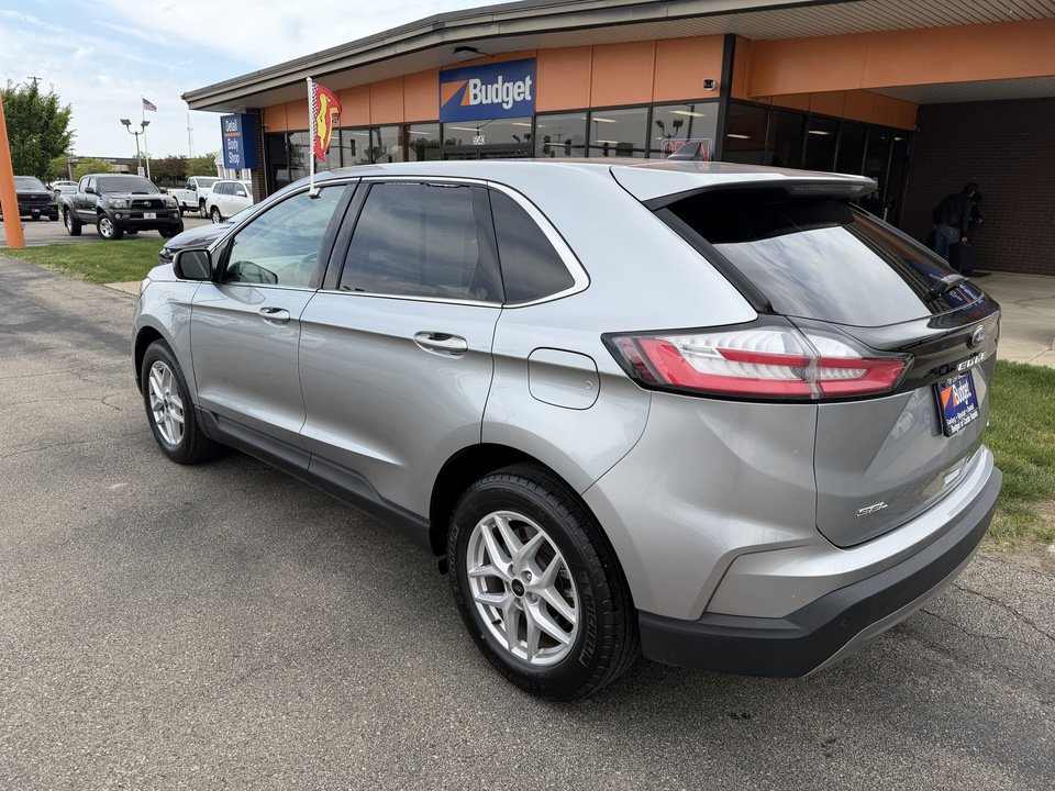 Used 2024 Ford Edge SEL w/ Cargo Accessory Package AWD/4WD image 3