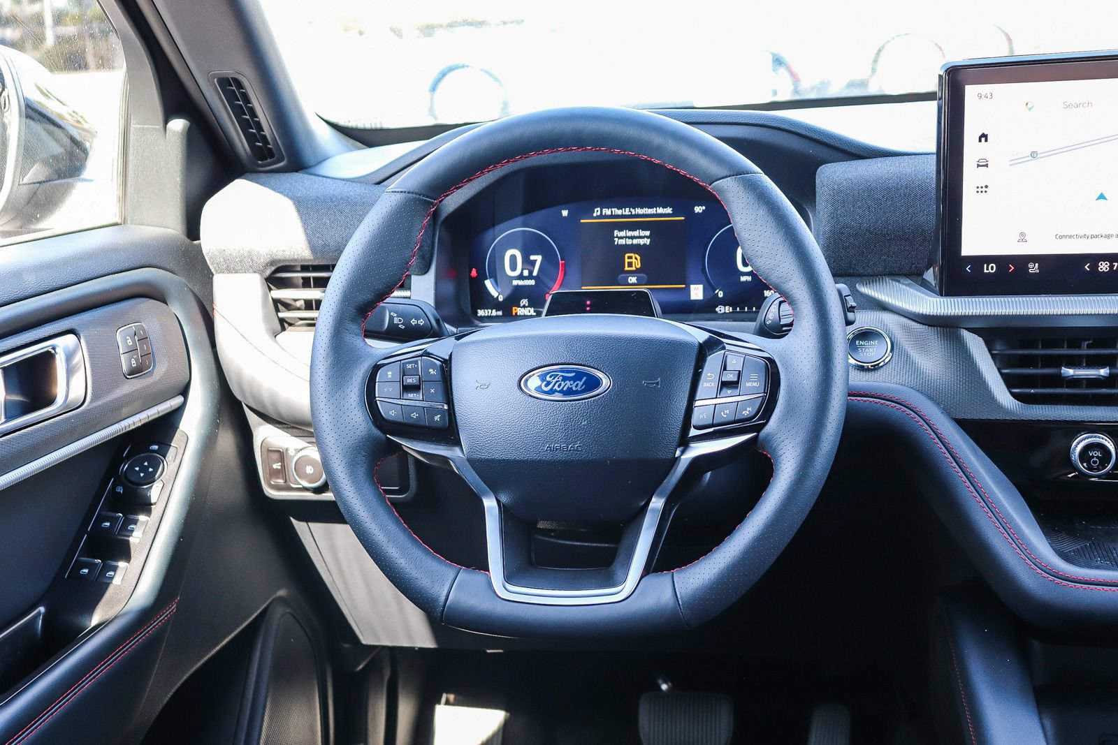 Used 2026 Ford Explorer ST-Line w/ ST-Line Street Pack RWD image 15