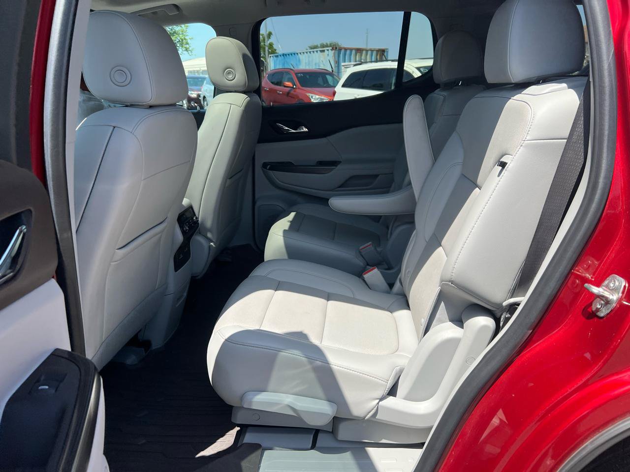 Used 2021 GMC Acadia SLT w/ Premium Package AWD/4WD image 19