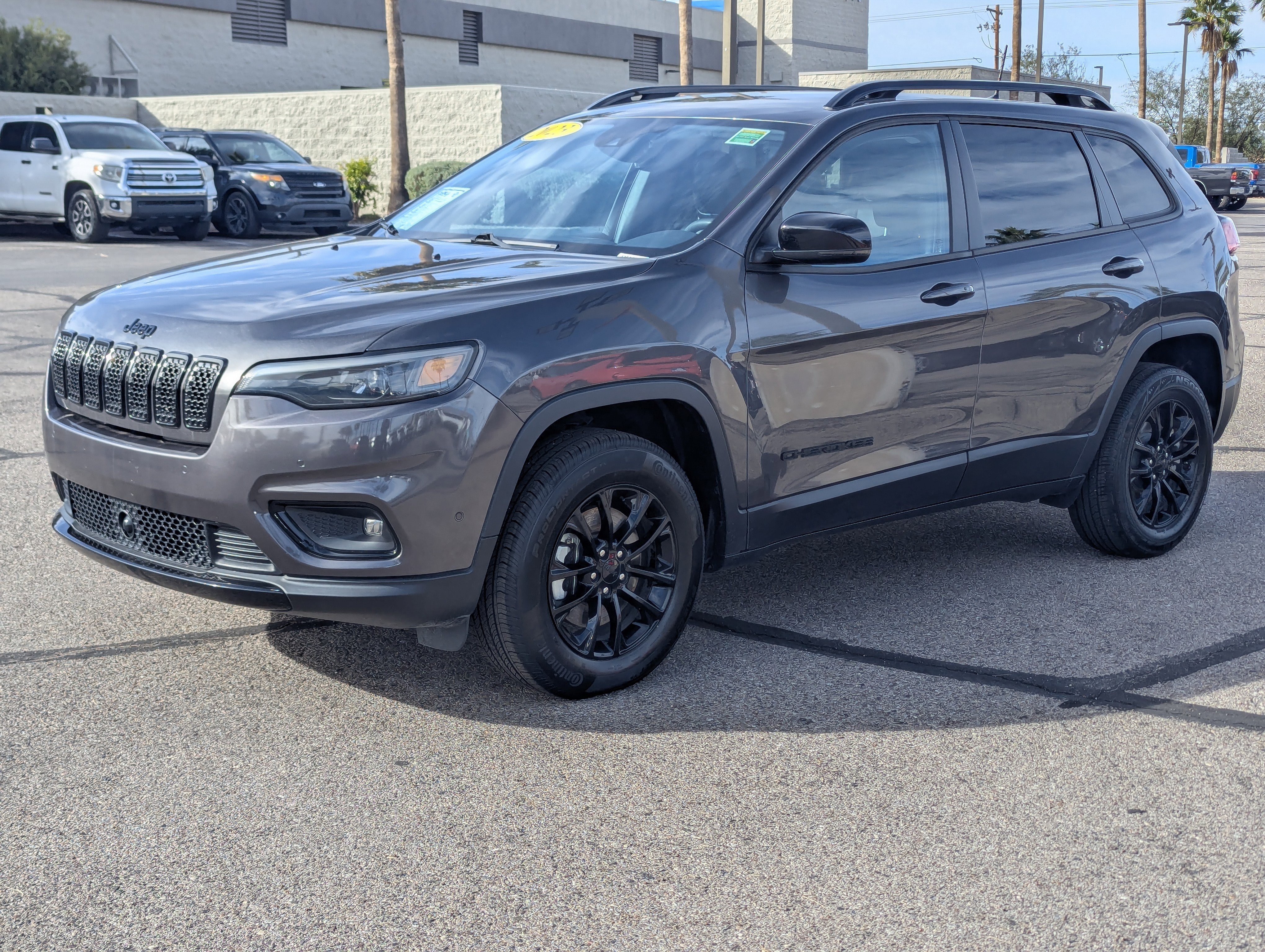 Used 2023 Jeep Cherokee Altitude Lux image 5