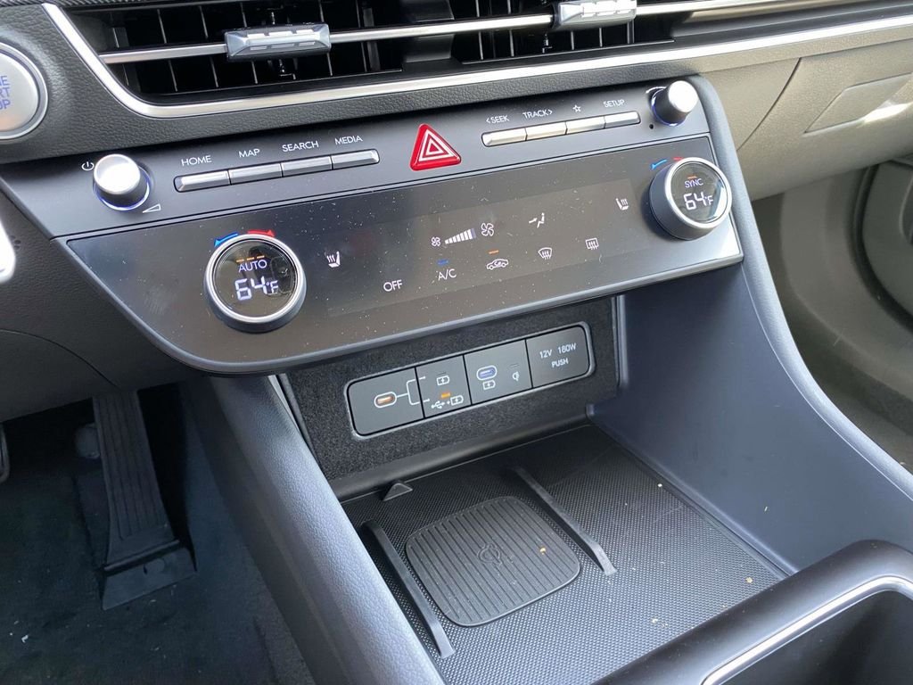 New 2026 Hyundai Sonata SEL FWD image 18
