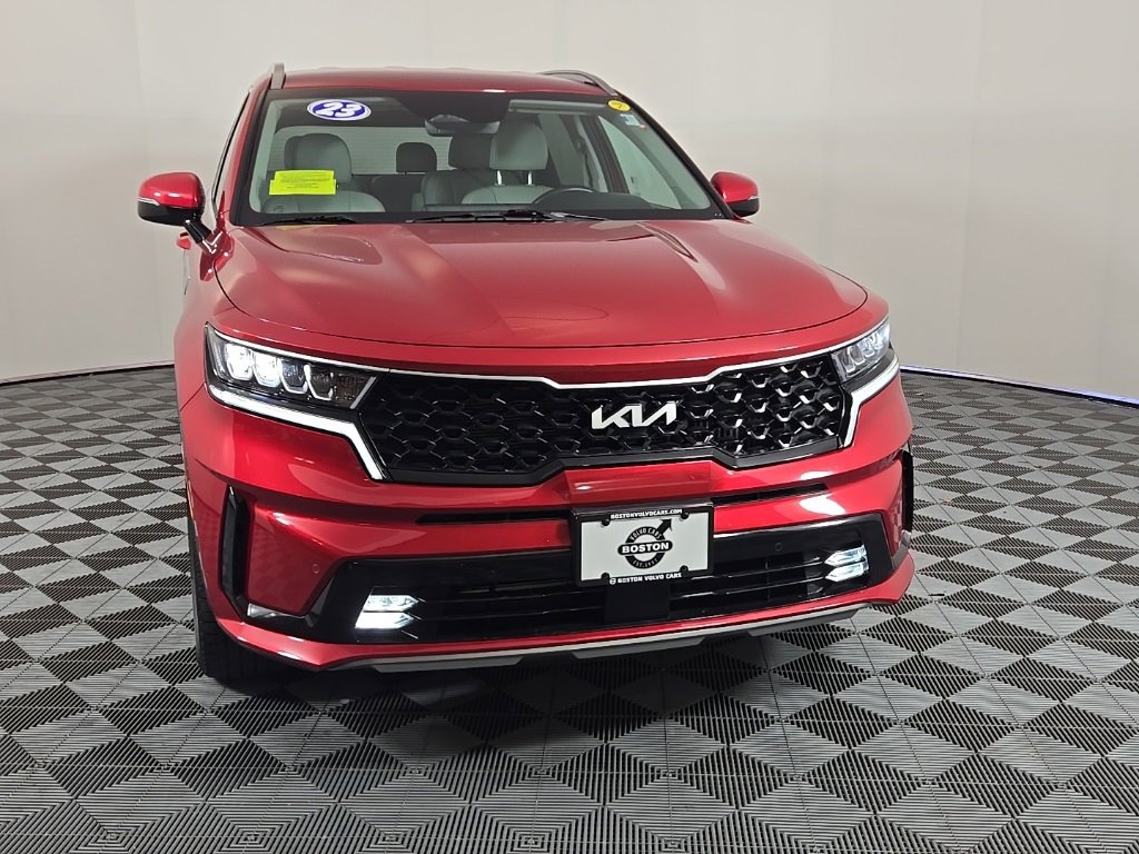 Used 2023 Kia Sorento EX image 3