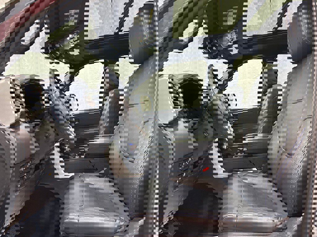 Used 2025 Toyota Tundra Platinum image 16