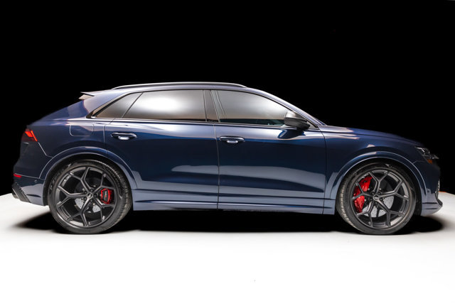 Used 2025 Audi RS Q8 performance image 2