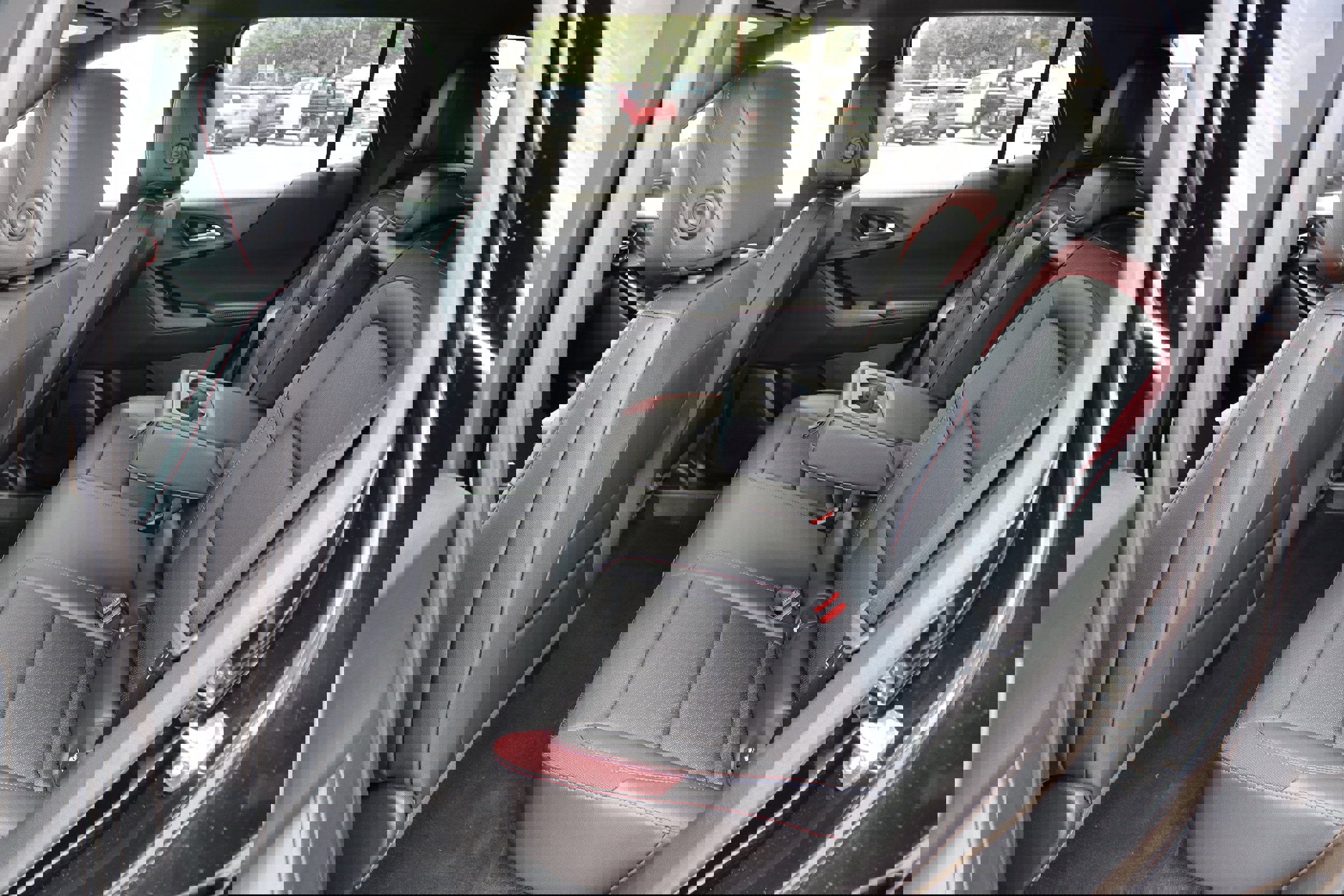 New 2025 Chevrolet Traverse LT w/ Driver Confidence Package image 19