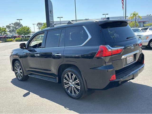 Used 2021 Lexus LX 570 4WD w/ Luxury Package image 4