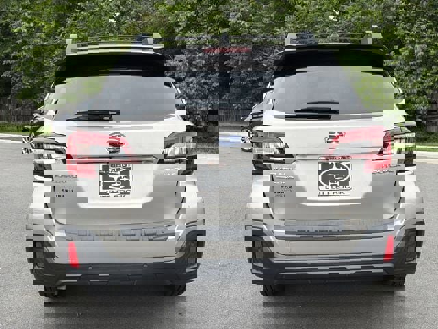 Used 2019 Subaru Outback 2.5i Limited w/ Popular Package #2 AWD/4WD image 4