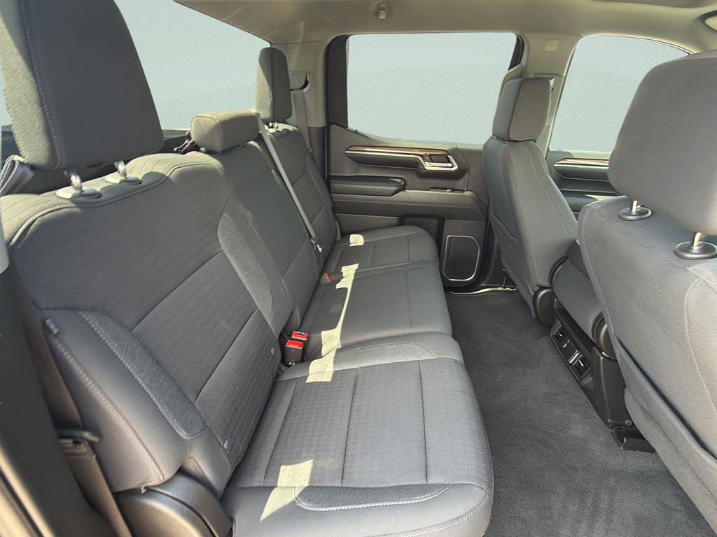 Used 2023 Chevrolet Silverado 1500 LT image 13