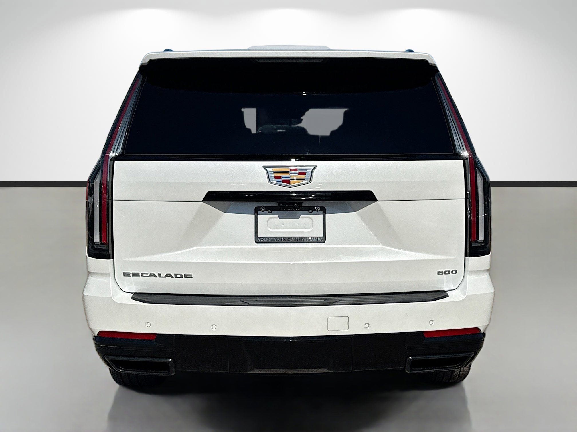 Used 2025 Cadillac Escalade ESV Sport Platinum image 4