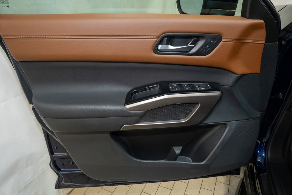 Certified 2025 Nissan Pathfinder Platinum image 15