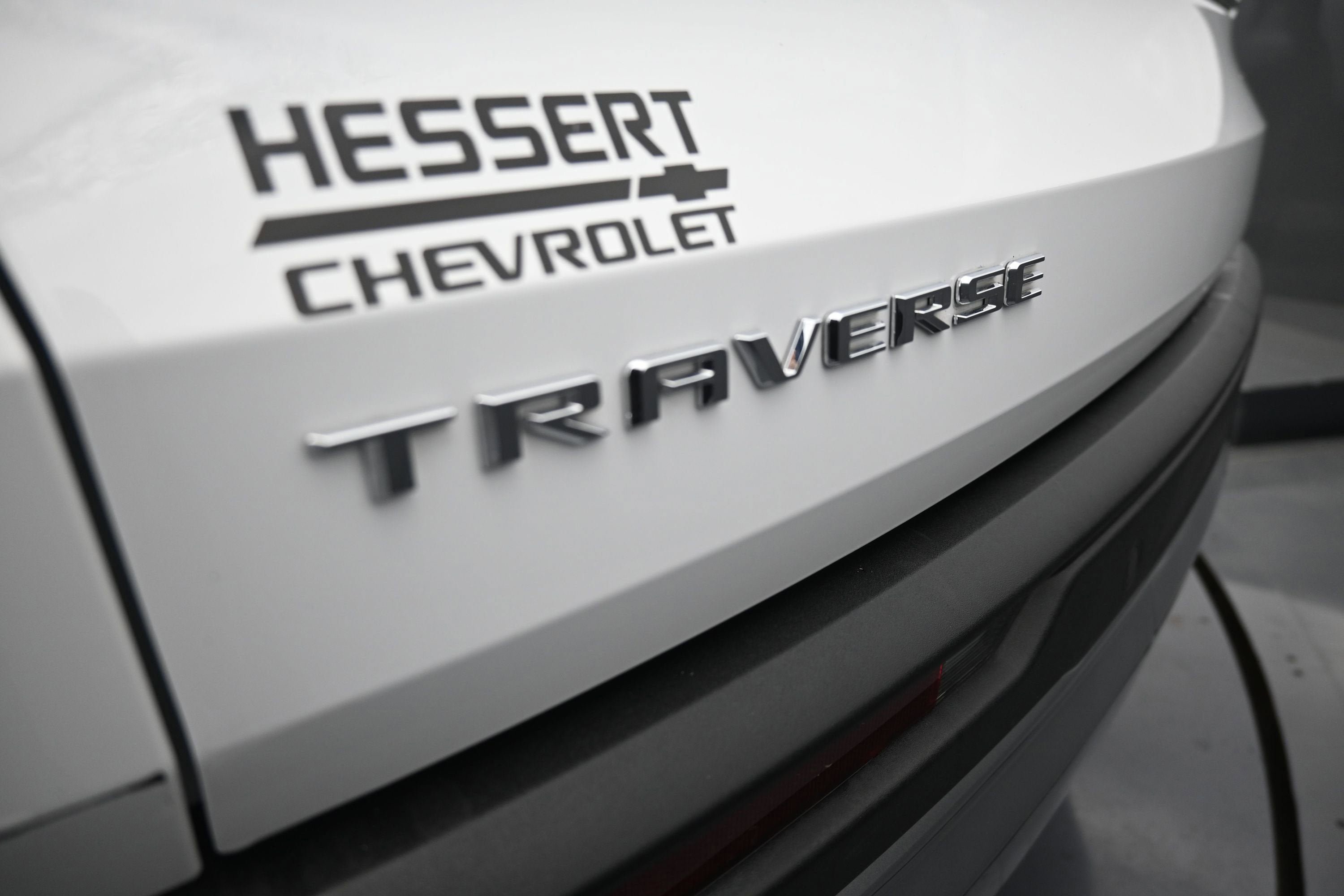 Used 2026 Chevrolet Traverse LT w/ Driver Confidence Package FWD image 31