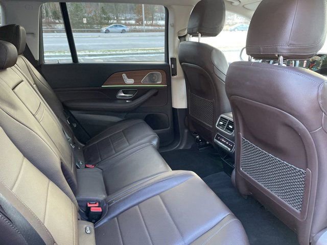 Used 2023 Mercedes-Benz GLS 450 4MATIC image 12
