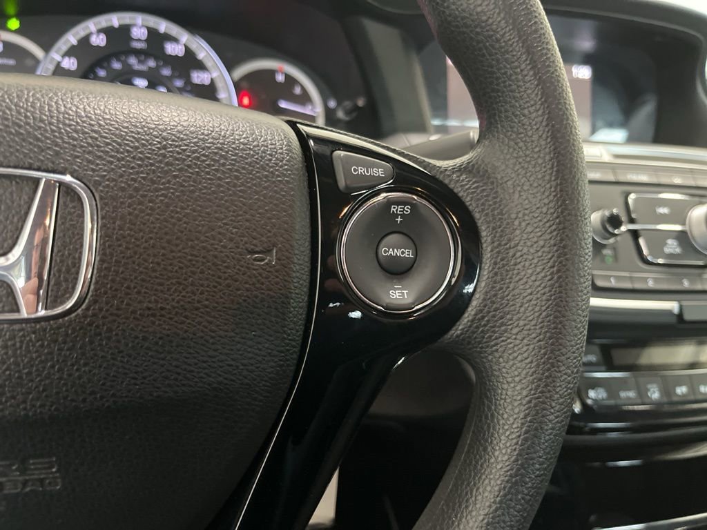 Used 2017 Honda Accord LX image 7