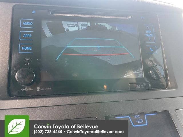 Used 2015 Toyota Sienna XLE w/ XLE Navigation Package image 20
