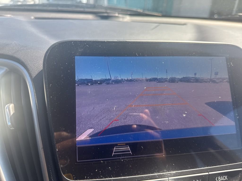 Used 2023 Chevrolet Malibu LT image 16