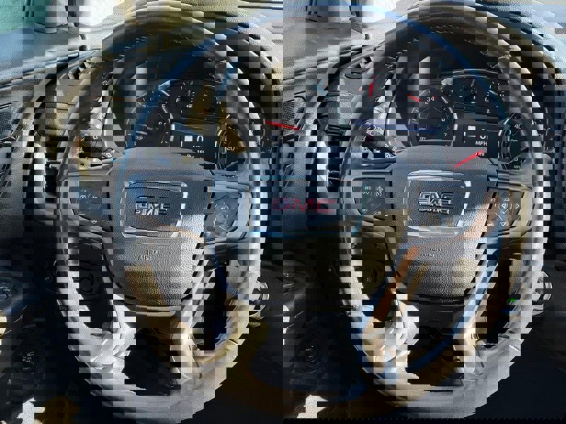 Used 2022 GMC Terrain AT4 w/ Infotainment Package II image 12