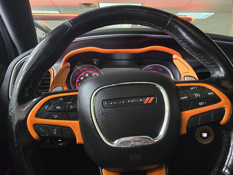 Used 2017 Dodge Charger R/T w/ Plus Group RWD image 27