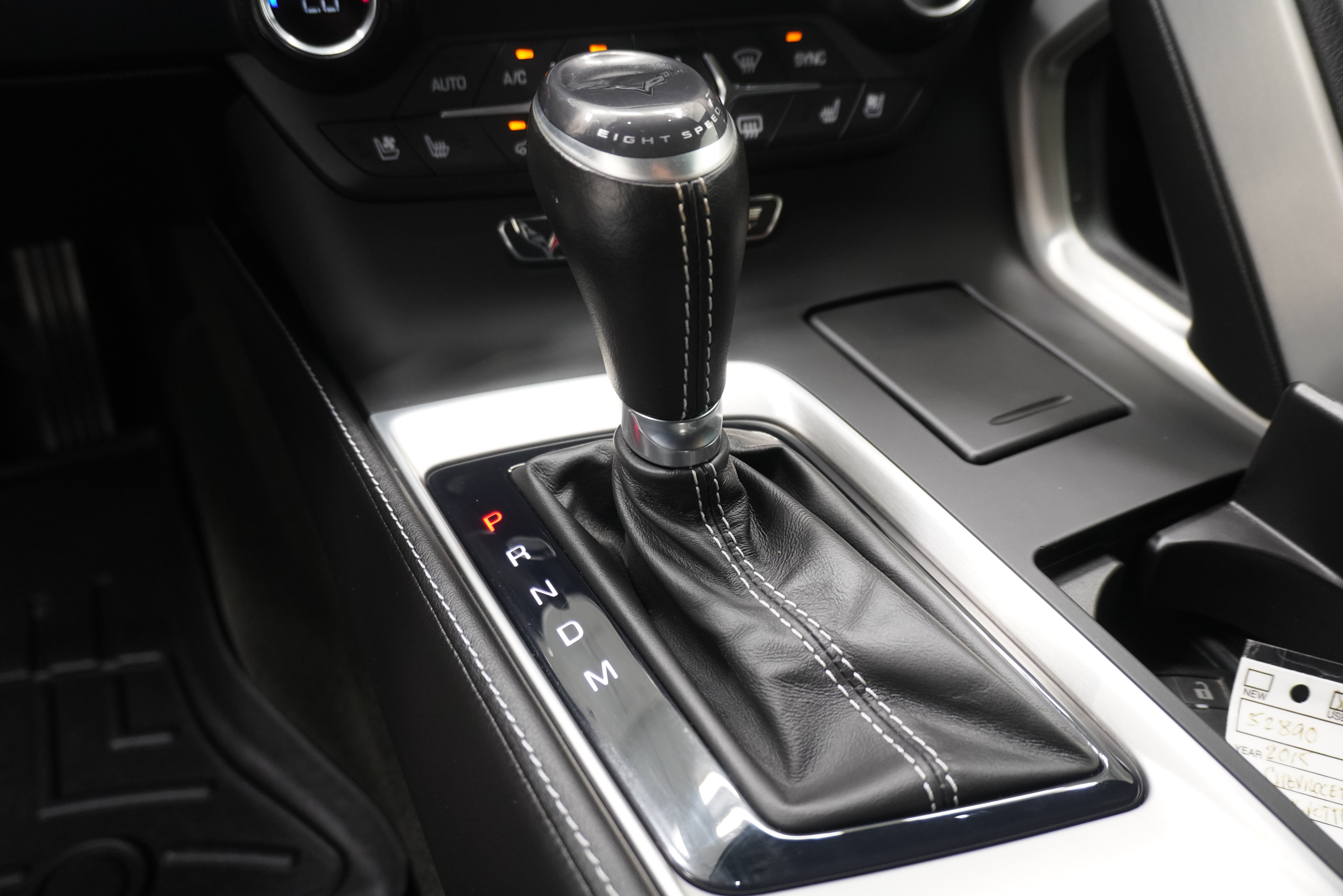 Used 2015 Chevrolet Corvette Stingray Convertible w/ 2LT Preferred Equipment Group RWD image 26