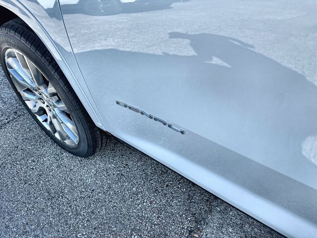 New 2026 GMC Acadia Denali w/ Super Cruise Package image 14