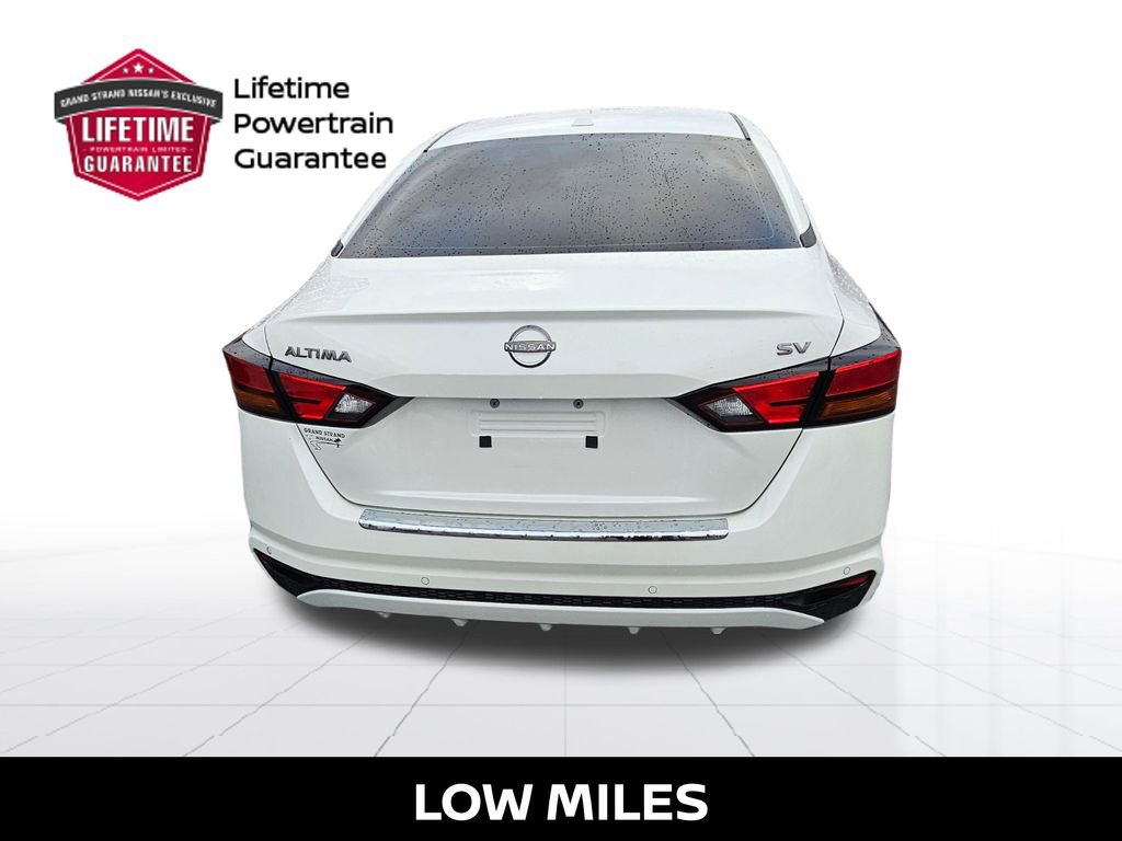 Used 2023 Nissan Altima 2.5 SV image 9