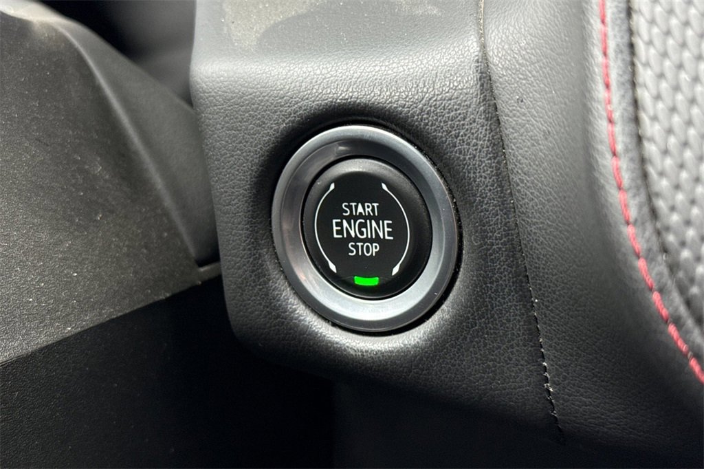 Used 2024 Chevrolet Suburban RST image 34