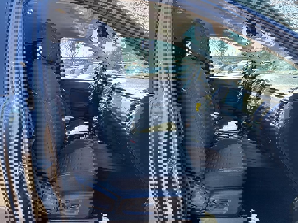 Used 2023 Ford Ranger XLT w/ Equipment Group 302A High AWD/4WD image 26