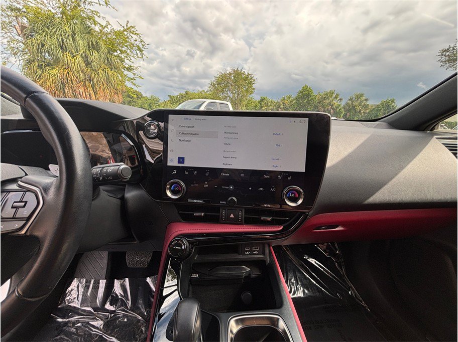 Used 2024 Lexus NX 450h+ AWD w/ Luxury Package image 11