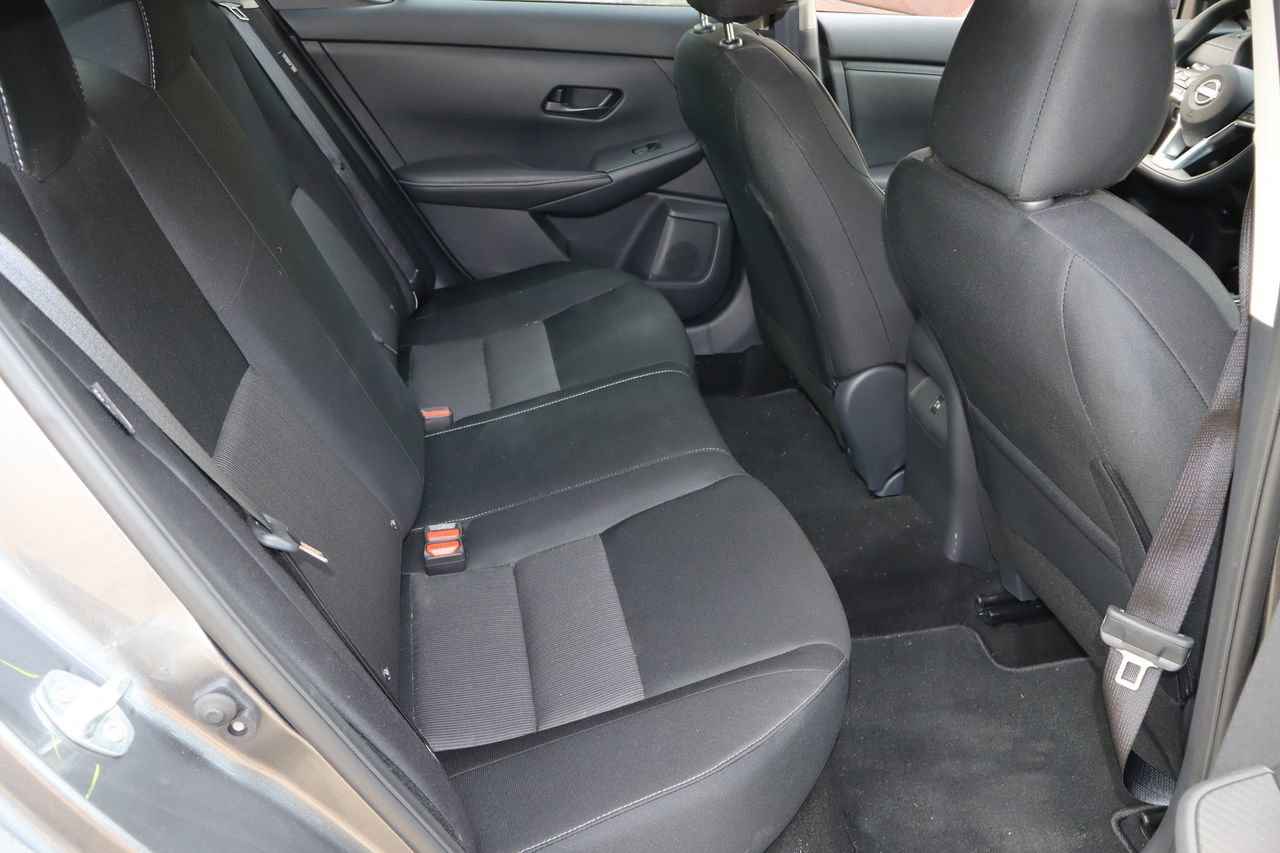 Used 2024 Nissan Sentra SV w/ Lighting Package FWD image 17