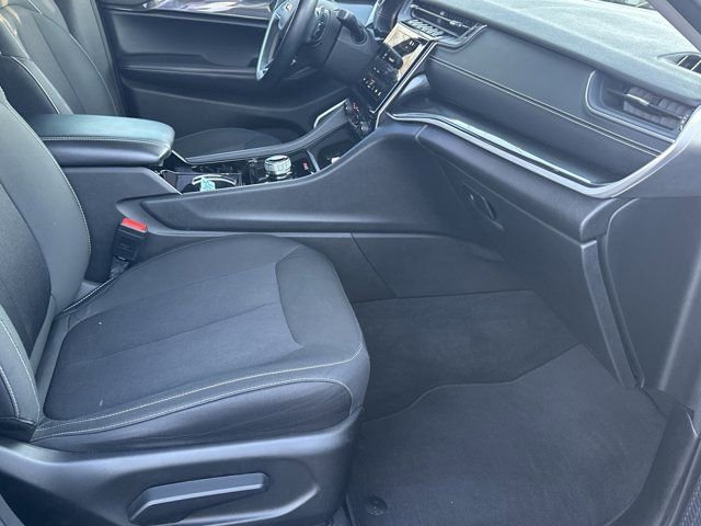 Certified 2021 Jeep Grand Cherokee L Laredo w/ Luxury Tech Group I image 16