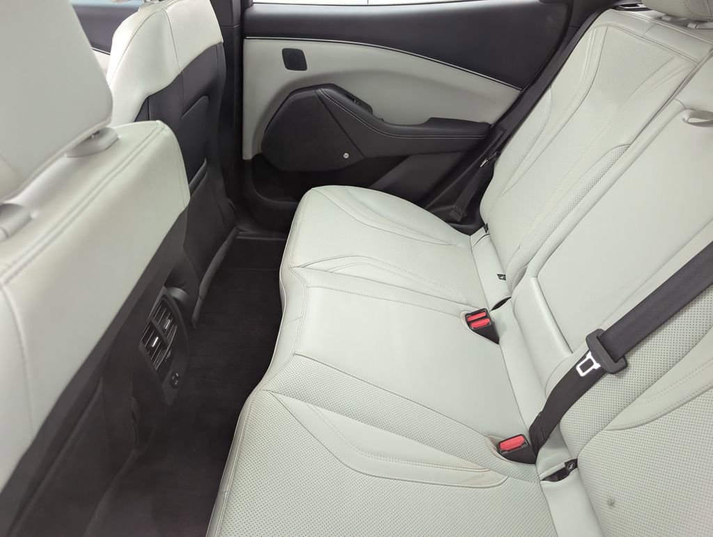 Used 2022 Ford Mustang Mach-E Premium image 7
