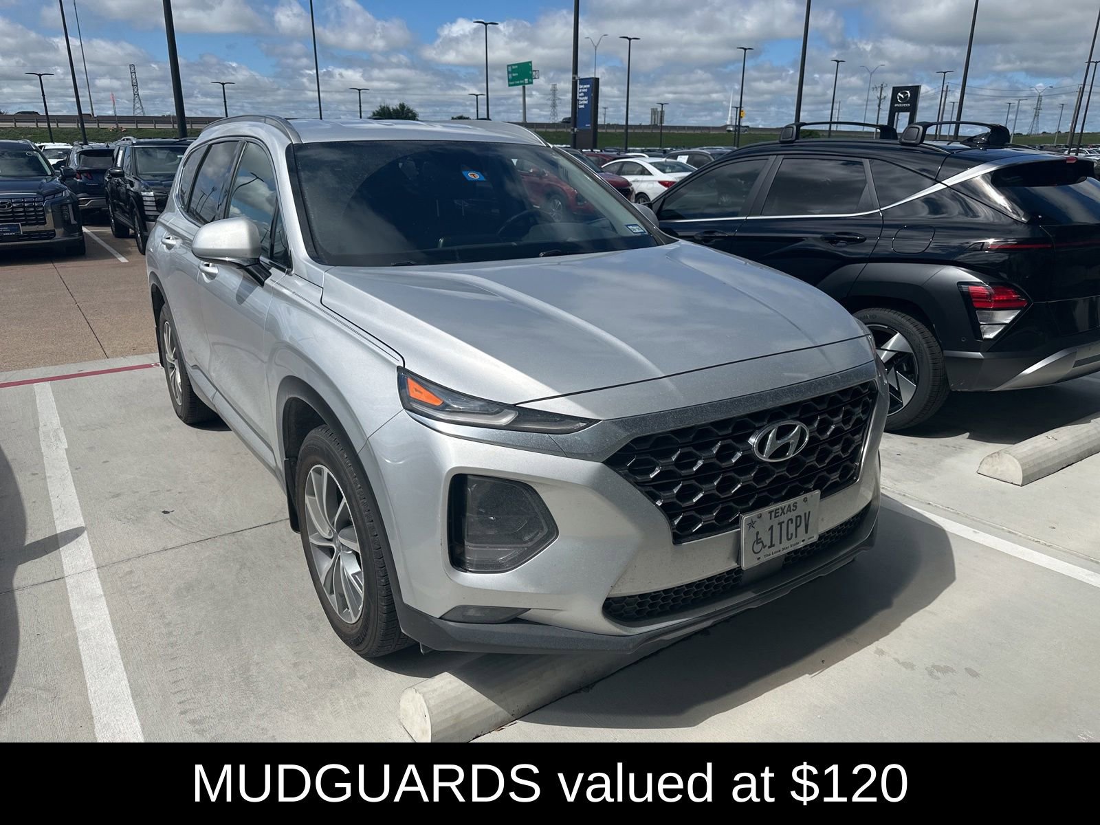 Used 2019 Hyundai Santa Fe SEL FWD image 4