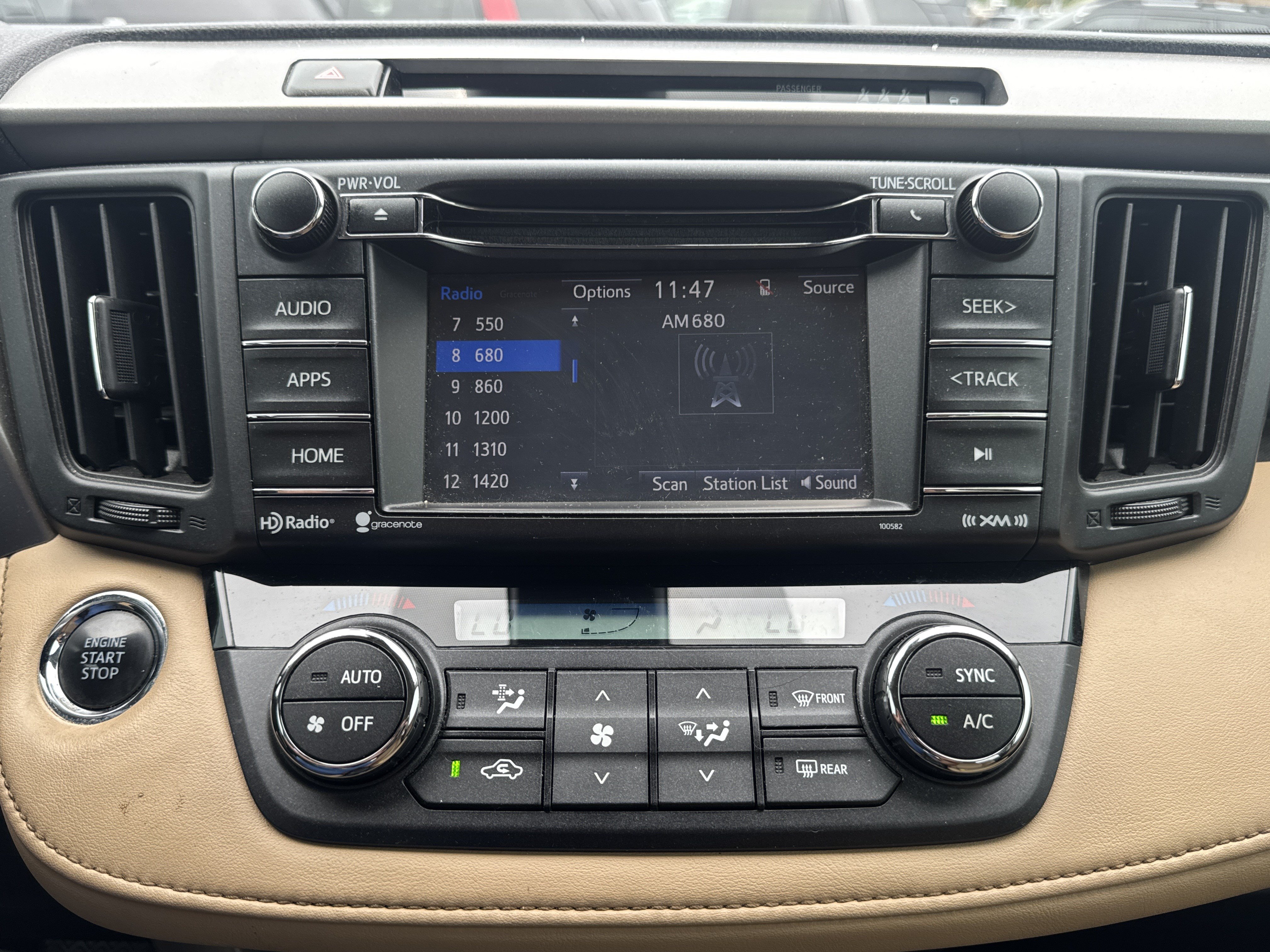 Used 2017 Toyota RAV4 XLE w/ Plus Extra Value Package FWD image 19