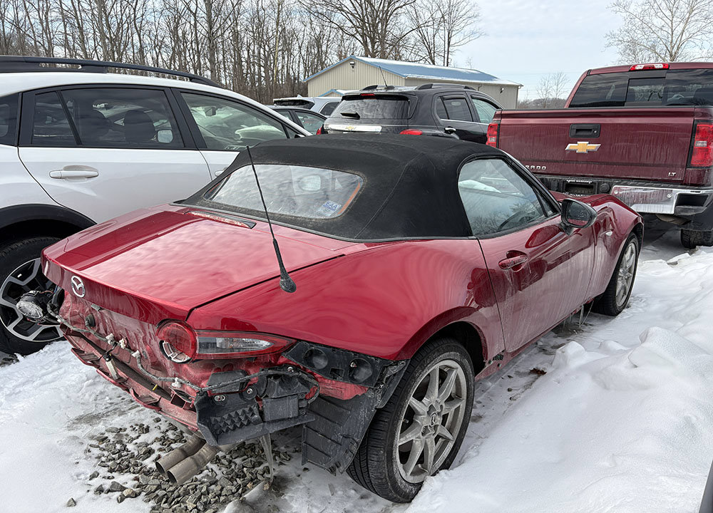 Used 2021 MAZDA MX-5 Miata Sport RWD image 2