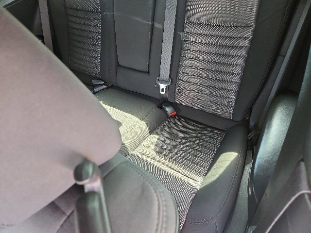 Used 2013 Dodge Challenger SXT RWD image 5