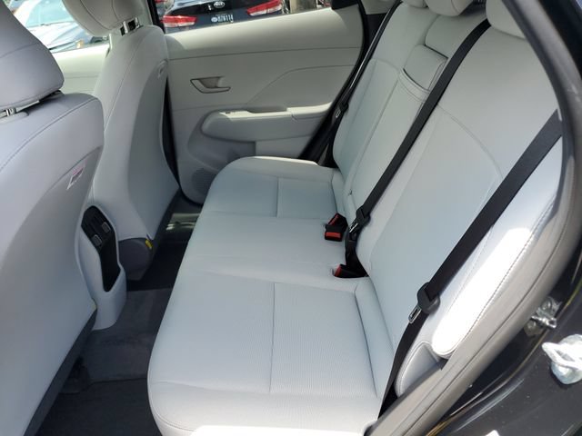 Certified 2025 Hyundai Kona SEL AWD/4WD image 11