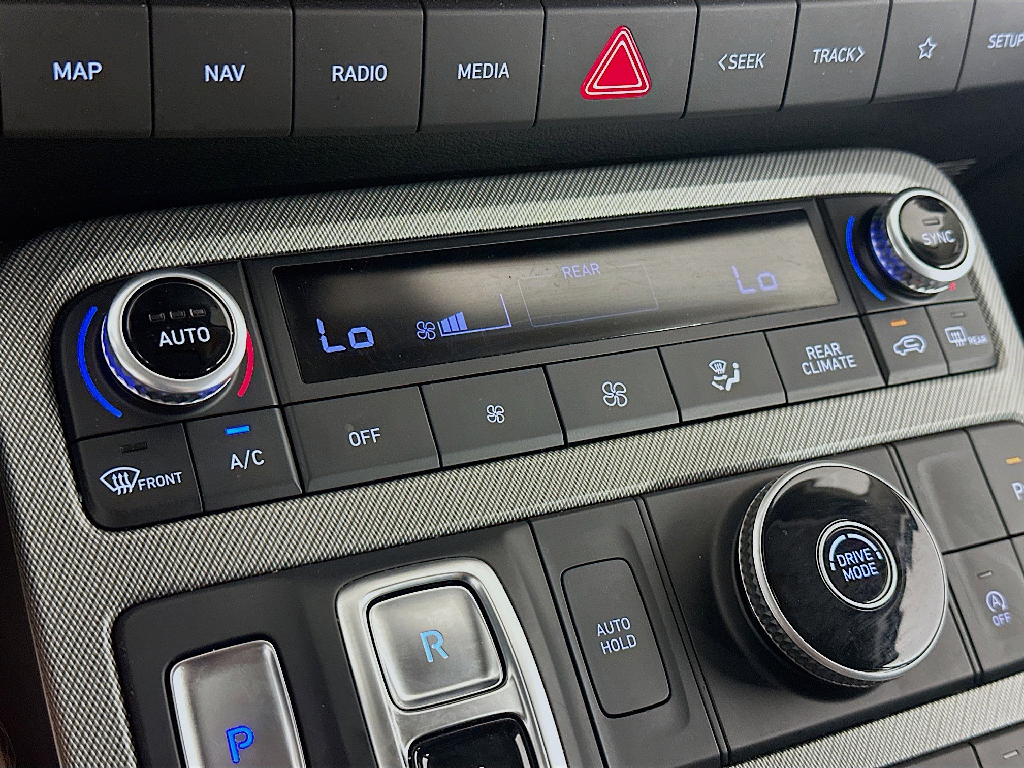 Used 2025 Hyundai Palisade SEL FWD image 24