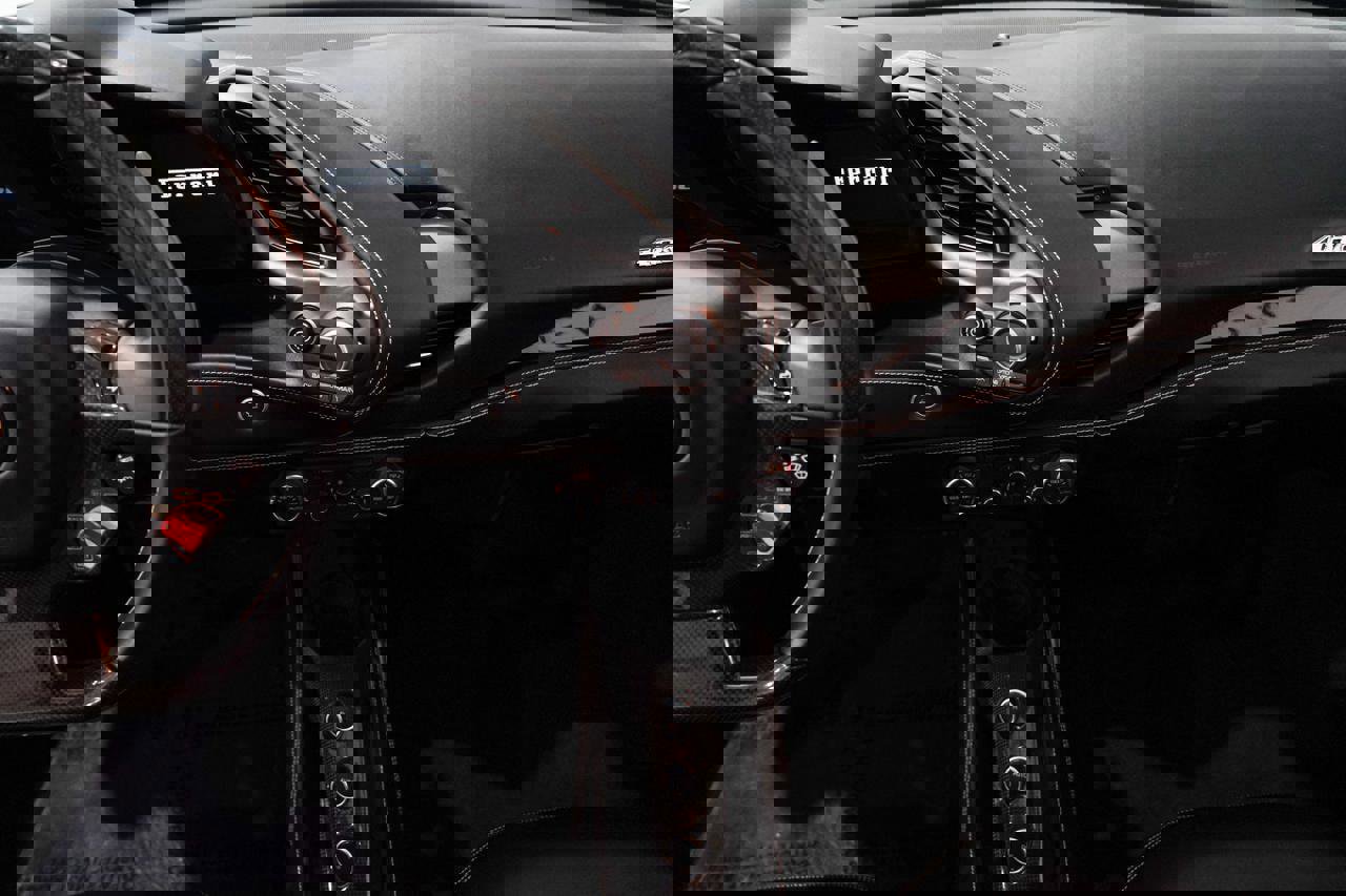 Used 2016 Ferrari 488 GTB image 11