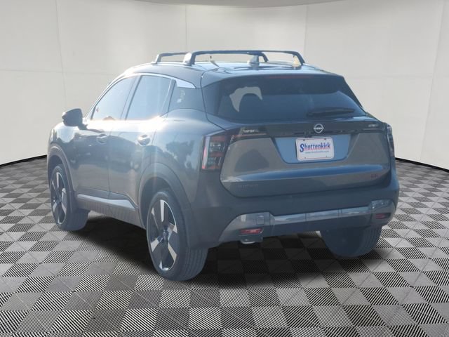 Used 2025 Nissan Kicks SR FWD image 3