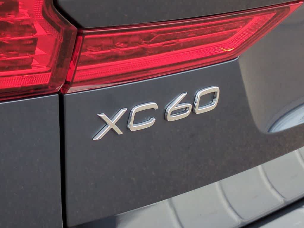 Certified 2024 Volvo XC60 T8 Ultimate w/ Protection Package Premier AWD/4WD image 11
