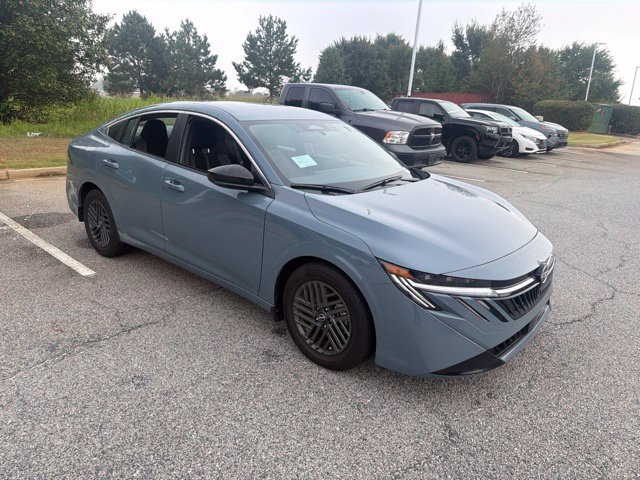 Used 2026 Nissan Sentra SV w/ SV Convenience Package FWD image 2