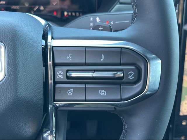 New 2025 GMC Acadia Elevation image 19