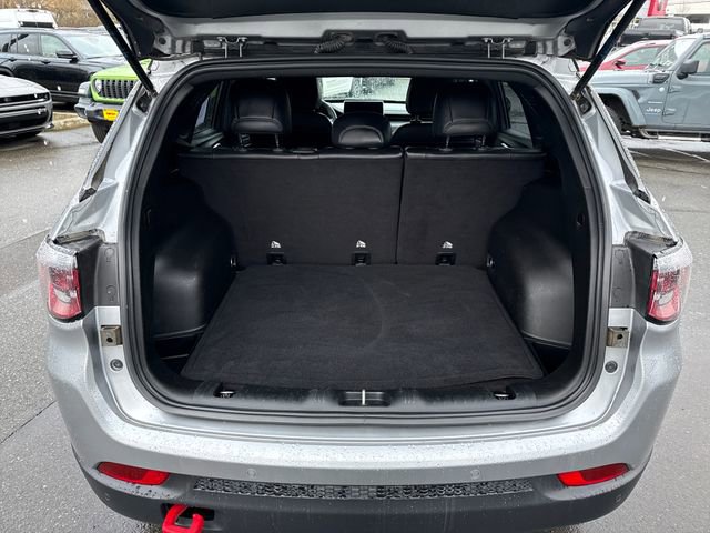 Used 2024 Jeep Compass Trailhawk image 15